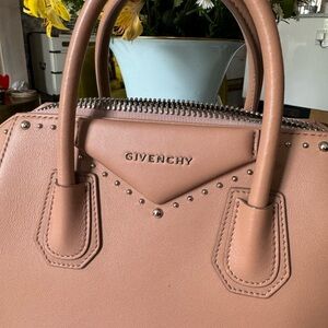 Givenchy Studded Antigona Smooth Calfskin Leather Top Handle Bag